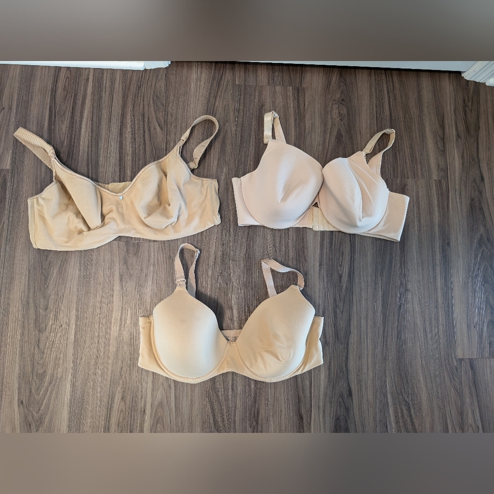 Set of three nursing bras, 38DDD